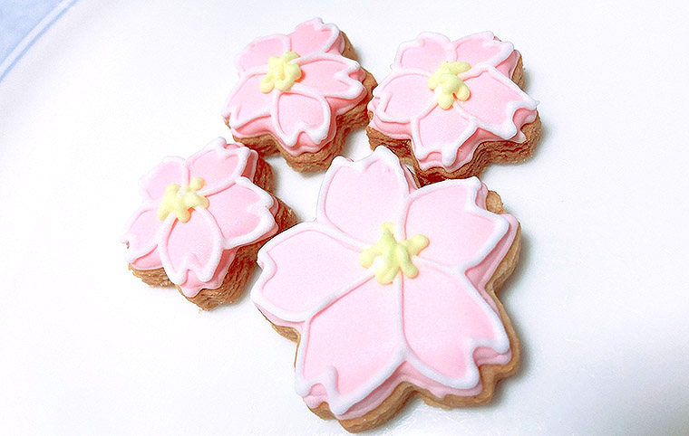 桜とランドセルの小さなクッキー　【手づくりケーキSacha（サチャ）】