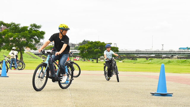 e-BIKEの安全な乗り方を親子で学ぶ。大和川沿いのサイクリングも