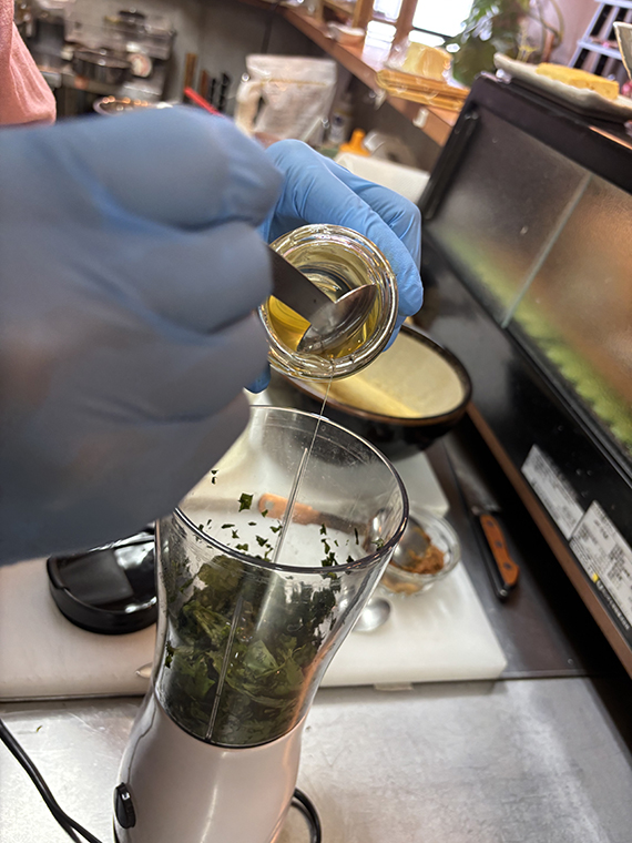 ミールミィのはぜはちみつでバジル味噌