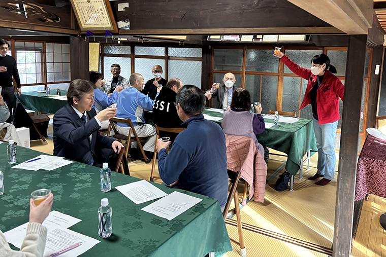 ぶどうジュースで乾杯