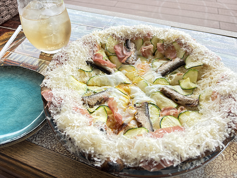 KAWACHI PIZZA 画伯