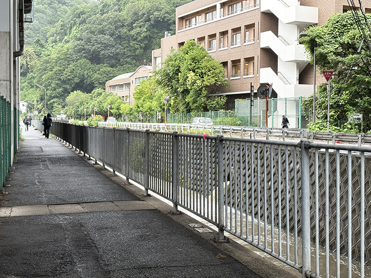 冠水となった旭ヶ丘4丁目付近